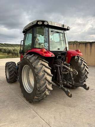 Tractor Massey Ferguson 5712 SL