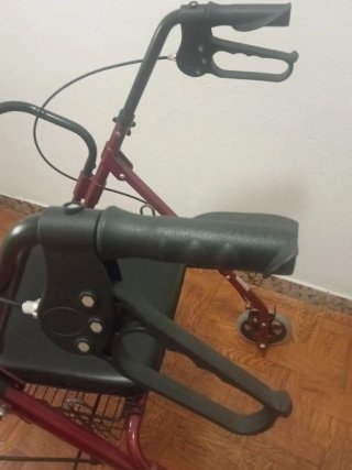 Andador carro,para  mayores, con cesta y silla