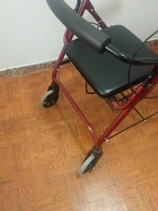 Andador carro,para  mayores, con cesta y silla