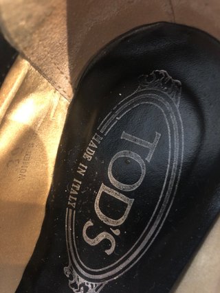Bailarinas Tod's negras de piel de ante y charol