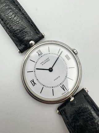 Reloj Van Cleef & Arpels Paris Esfera Blanca