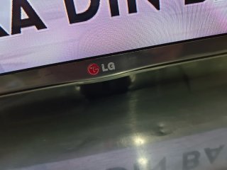 Smart TV LG Grande Gris