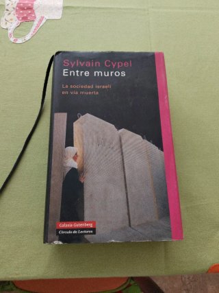 Libro Entre muros