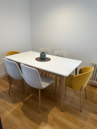 Mesa de comedor blanca GAMMELGAB