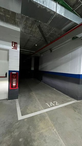 Garaje en venta en Puerto de la Torre - Atabal en Málaga
