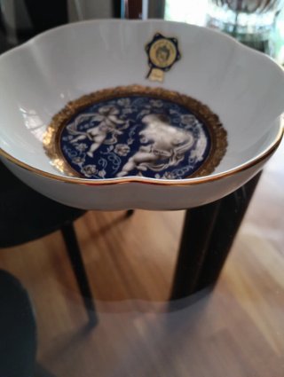 Centrotavola Limoges decorato a mano
