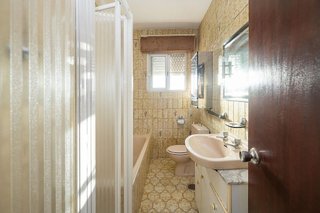 Local comercial en venta en Camino de Ronda - Rosaleda en Granada