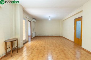 Piso en venta en Camino de Ronda - Rosaleda en Granada