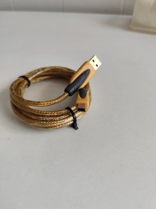 Cable USB Macho a Mini USB Dorado