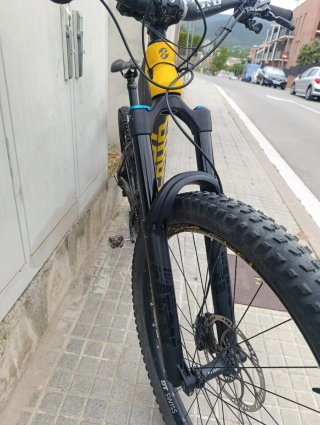 Bicicleta Eléctrica Ghost Doble Suspensión