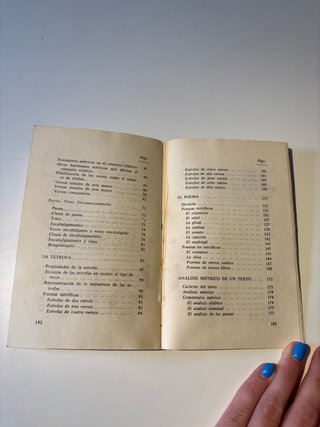 Métrica española (Serie Estudios) (Spanish Ed...