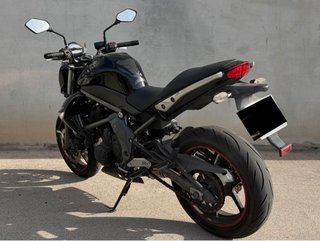 Kawasaki ER6N 2010