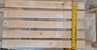 Mini trineo de madera