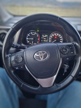 Toyota RAV4 2016