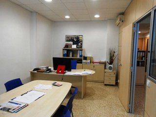 Local comercial en venta en La Bordeta en Barcelona