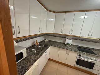 Piso en alquiler en Ensanche - Diputación en Alicante