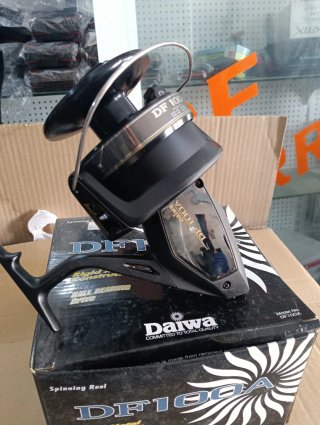 Carrete de pesca Daiwa DF 100A