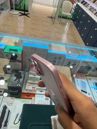 iPhone 15 128GB Rosa Semi Nuevo