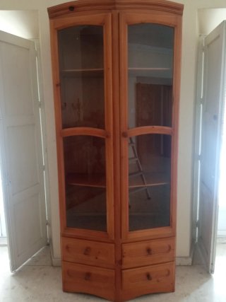 Vitrina de madera provenzal