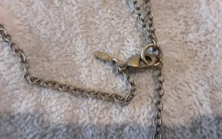 Collana AVON a cuore con ciondolo