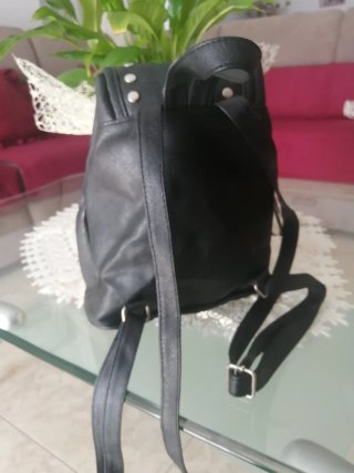 Zaino donna con borchie