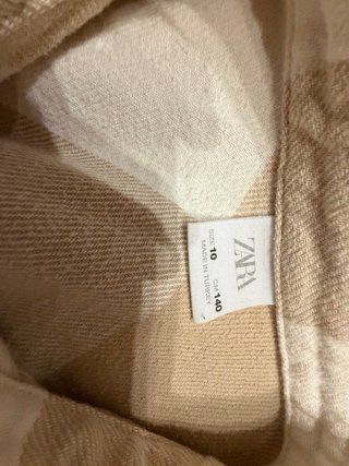 Lote 2 jerséis y 1 camisa estan en buen estado