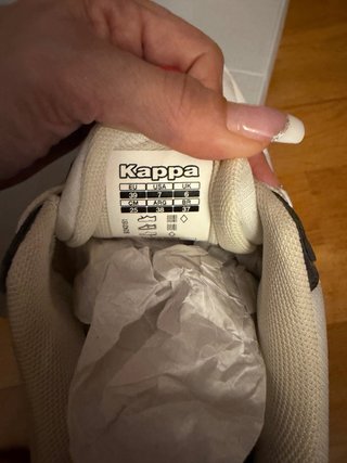 Zapatillas Kappa Blancas y Rojas Talla X