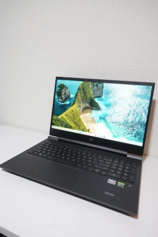 Ordenador Portátil HP Victus RTX 3060 R7 5800H 16G