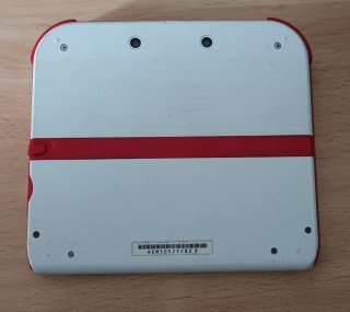 Nintendo 2DS + New Super Mario Bros 2