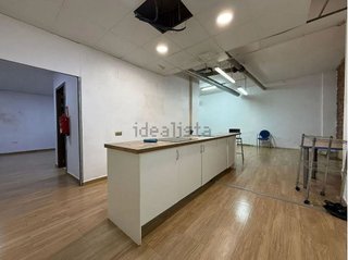 Local comercial en alquiler en Playa Bajadilla - Puertos en Marbella