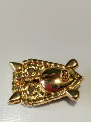 Broche pequeño cristal marrón búho.