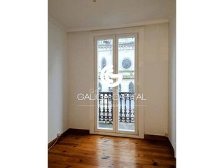 Piso en alquiler en Areal – Zona Centro en Vigo