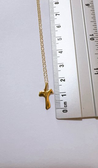Collana con ciondolo croce Tao in oro 18kt 750