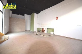 Local comercial en alquiler en Plaza de Toros - Santa Rita en Almería