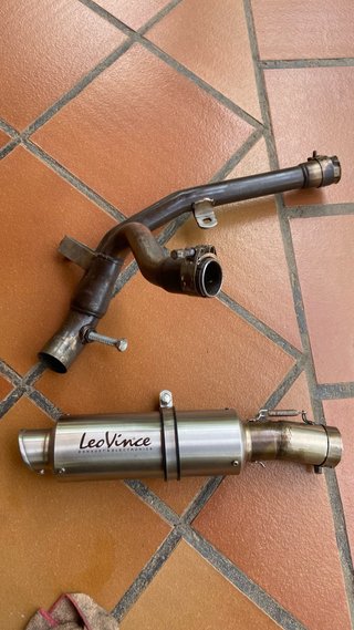 Escape completo Leo Vince Suzuki Vstrom 650