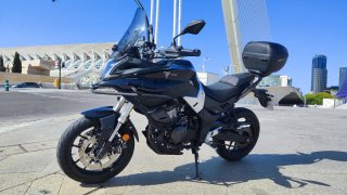 Moto Voge 500 DS Negra