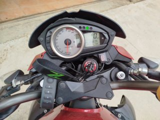 Kawasaki Z 750 Naked