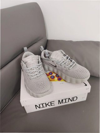 Nike Mind 002 Gris Claro EU 44