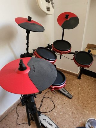 Batería Electrónica Alesis