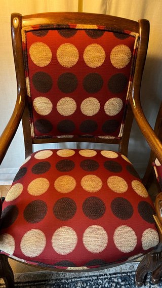 2 Sillones Clásicos Tapizados Madera