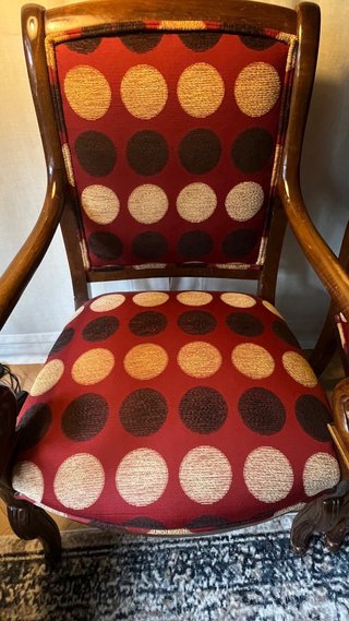 2 Sillones Clásicos Tapizados Madera