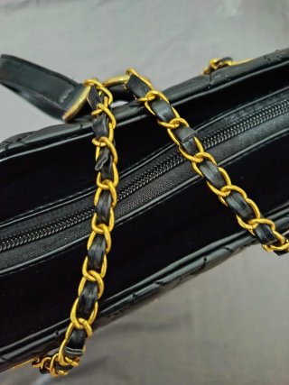 Bolso Tote Acolchado Negro VSL