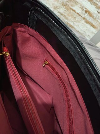 Bolso Tote Acolchado Negro VSL
