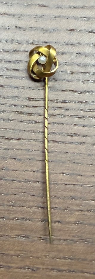 Alfiler nudo oro vintage con perla
