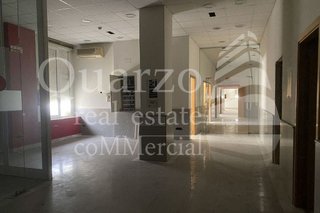 Local comercial en venta en Hispanoamérica - Comunidades en Valdemoro