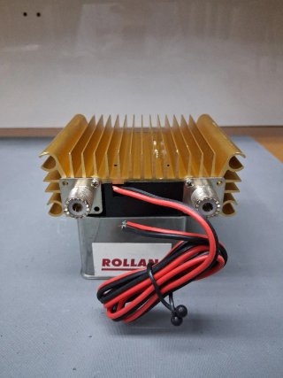 ZETAGI B150 Amplificador