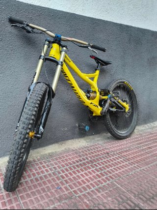 Bici Descenso Specialized Amarilla