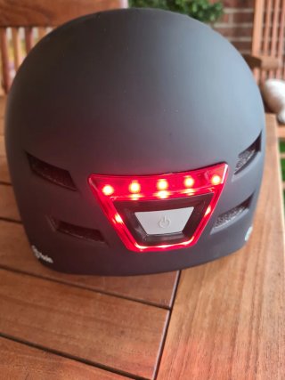 Casco Youin para patinete o bicicleta con Leds
