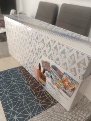 Colección Superpremium Pokémon Evoluciones Prismat
