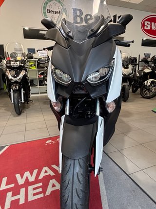 Yamaha XMAX 300 Scooter Maxi